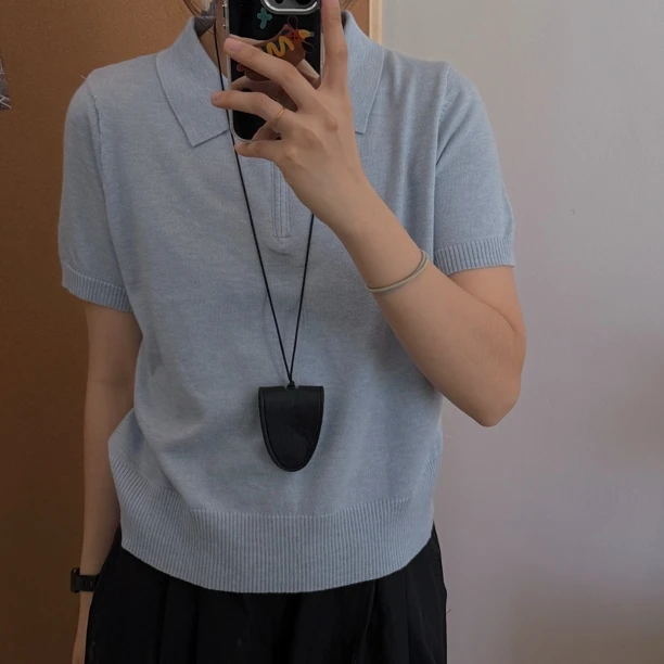 美芽 4月17日10:30am直播上新 【韩院学妹】两色正肩显瘦针织Polo衫