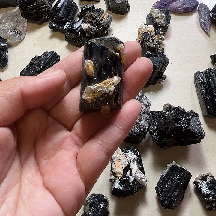 过***错未镶嵌珠宝半成品水晶