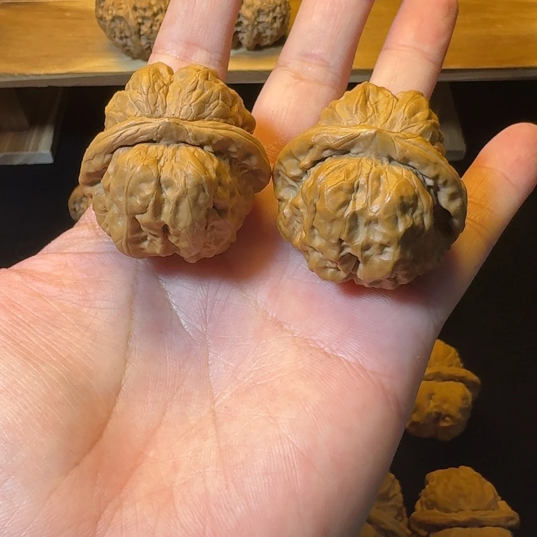 木***叶把件文玩核桃蛤蟆头