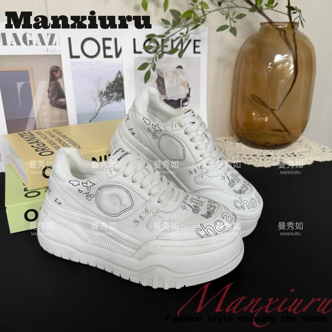 ManXR-【涂鸦小白】欧洲站2025秋新品涂鸦字母时尚真皮百搭小白板鞋