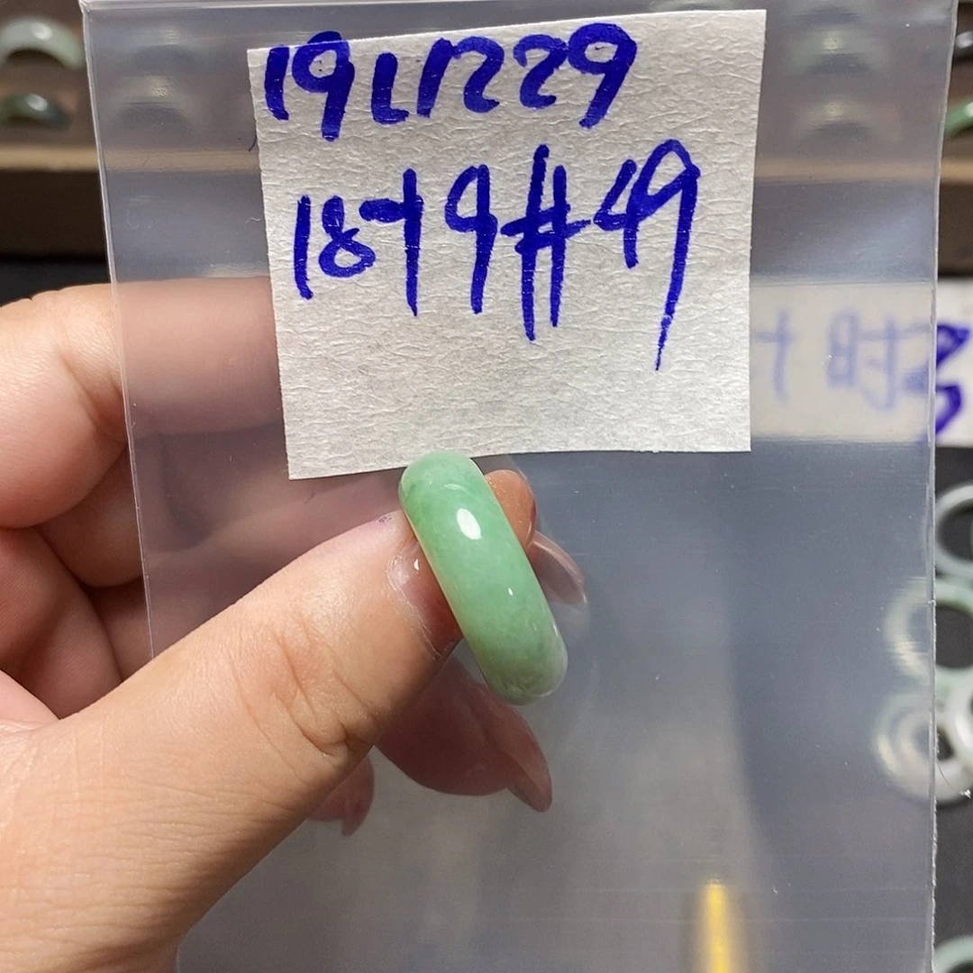 未镶嵌定制翡翠翡翠