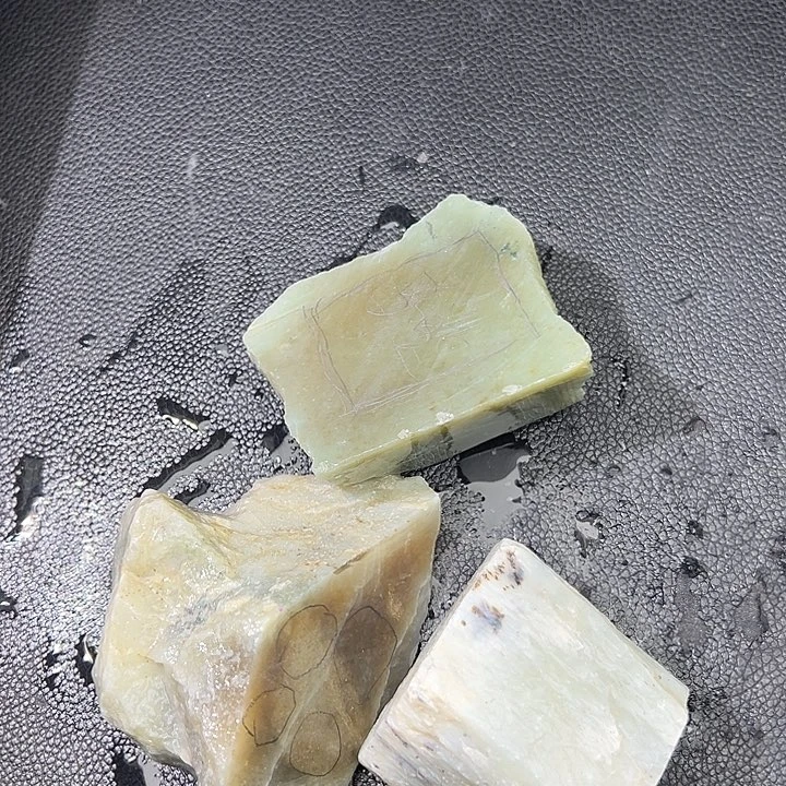 和田玉（糖玉）未镶嵌车挂