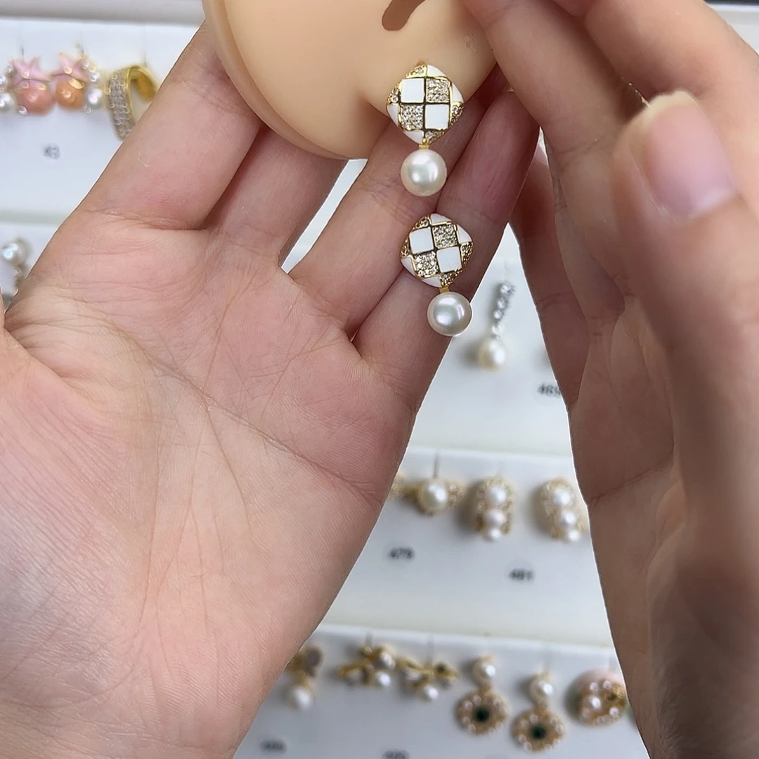 银S925镶嵌耳饰淡水珍珠