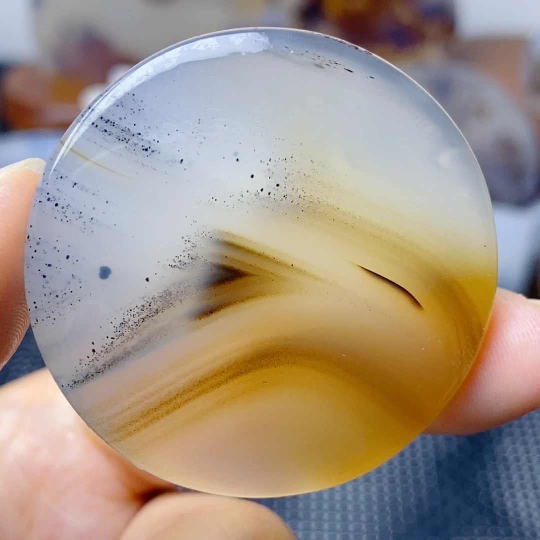 玛瑙/玉髓未镶嵌珠宝奇石