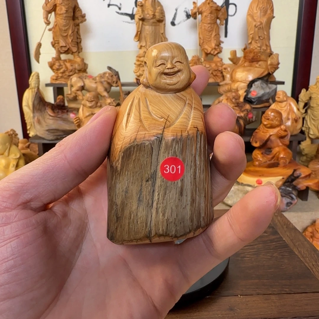 崖柏小木匠艺雕一物一拍