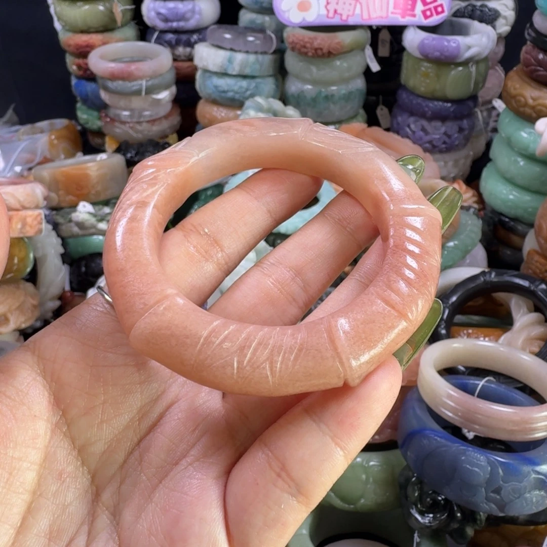 石英质玉（佘太翠）未镶嵌手镯26，53，不退换