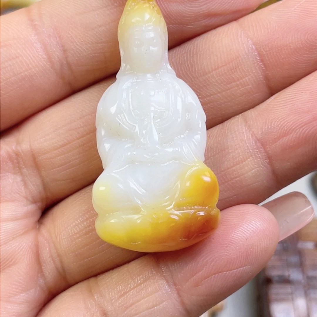 和田玉颈饰未镶嵌紫***来