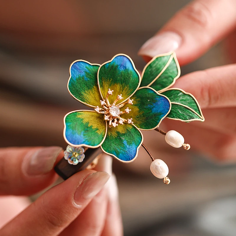 A20国风掐丝蚕丝绒花檀木边夹新中式花瓣缠花发钗古风头饰盘发夹