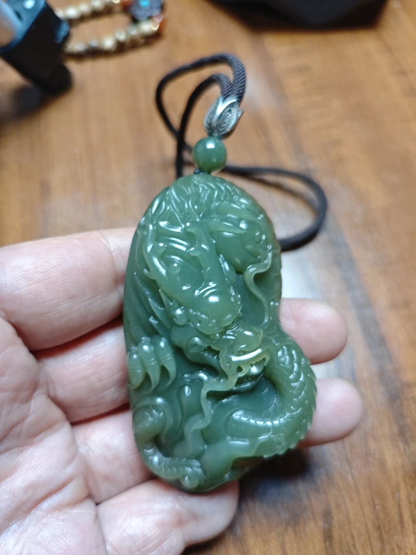 析木绿精品手把件