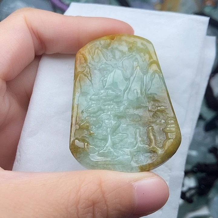 翡翠未镶嵌颈饰翡翠