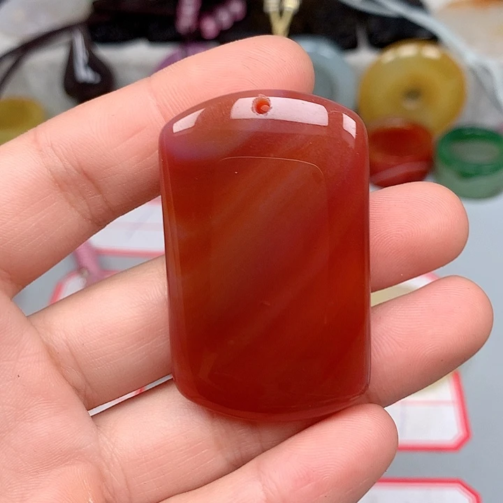 柯***姐未镶嵌颈饰玛瑙/玉髓