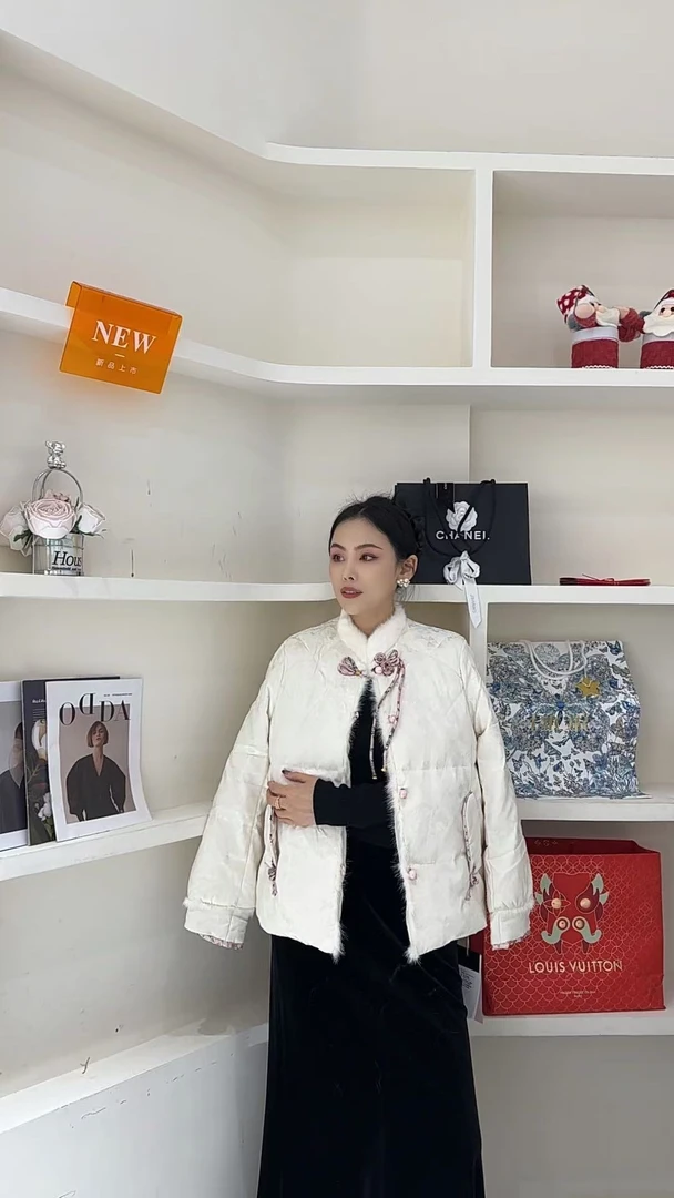 【彩色结】欧货高级感国风中国结草草短外套-5839