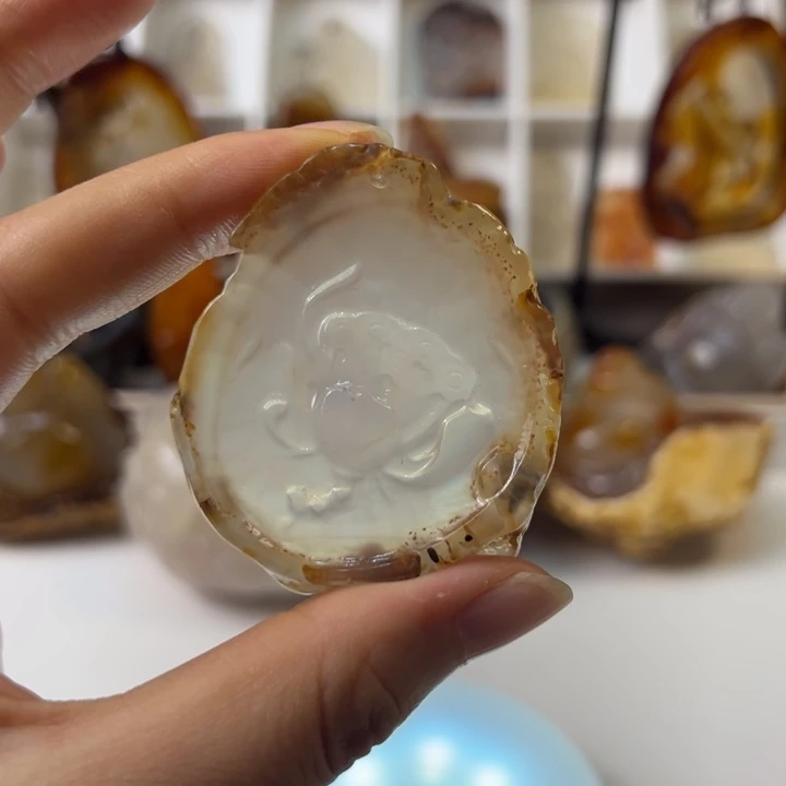 玛瑙/玉髓颈饰未镶嵌
