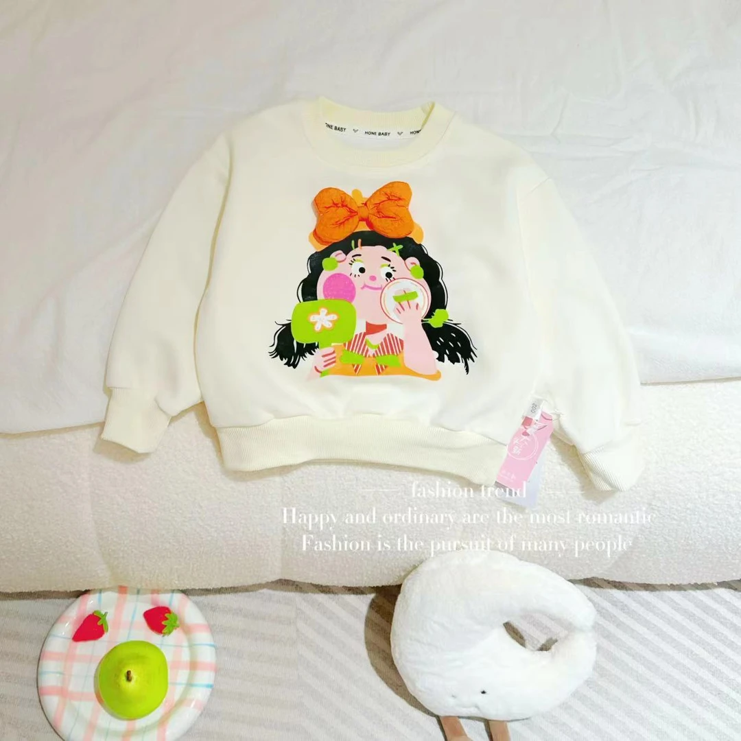 27030女童立体蝴蝶结卡通女宝可爱百搭洋气卫衣套头女童春新款