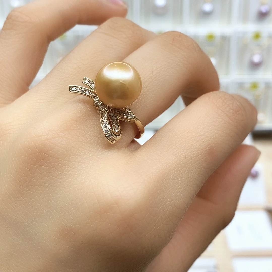 淡水珍珠颈饰合金