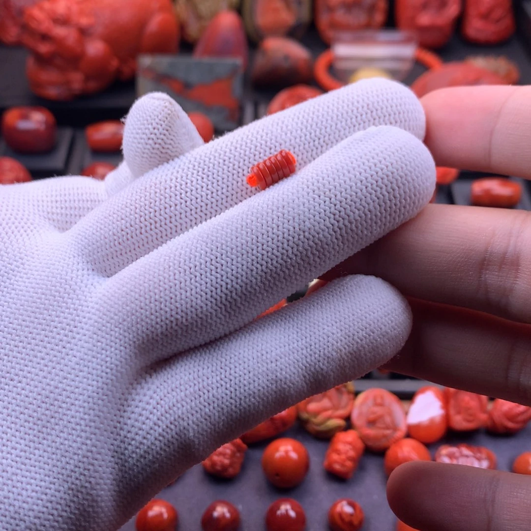 南红玛瑙未镶嵌川料原矿满色满肉精工直切隔片5mm厚1.2mm