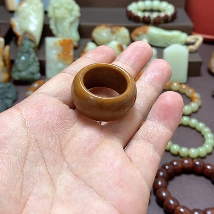 透闪石质玉戒圈未镶嵌扳指