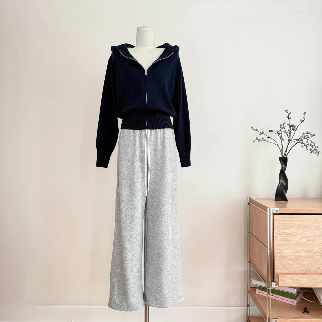 露思同款藏蓝色连帽针织开衫