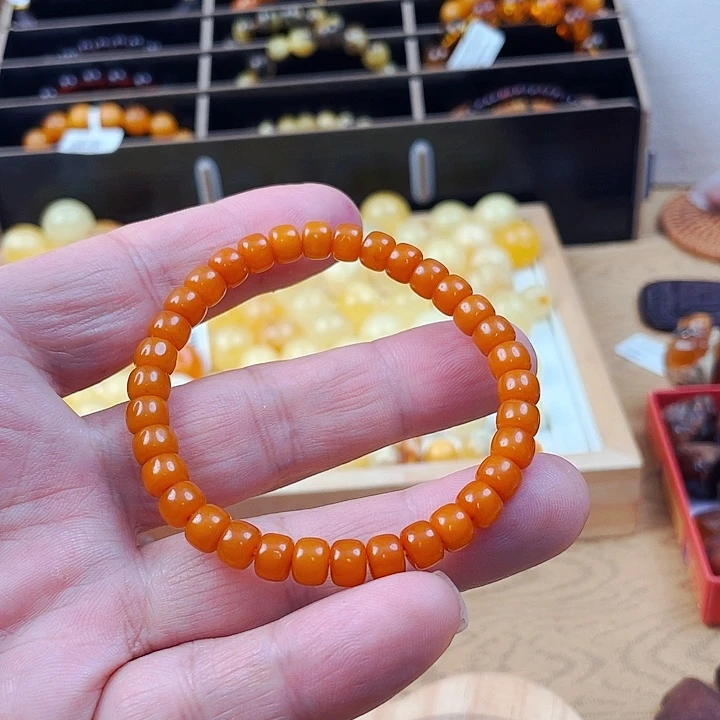 琥珀颈饰未镶嵌手串