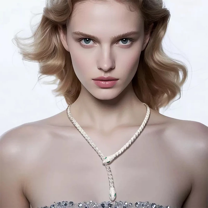 ZCY/子成说 坠链均925银合成锆石 925银项链高碳钻灵蛇绿色女生