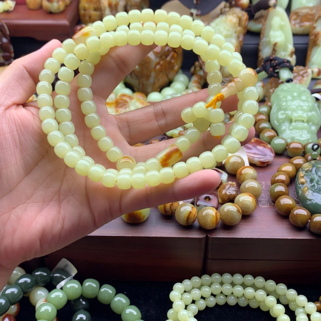 未镶嵌手链岫岩河磨玉（透闪石质玉）爱****憨