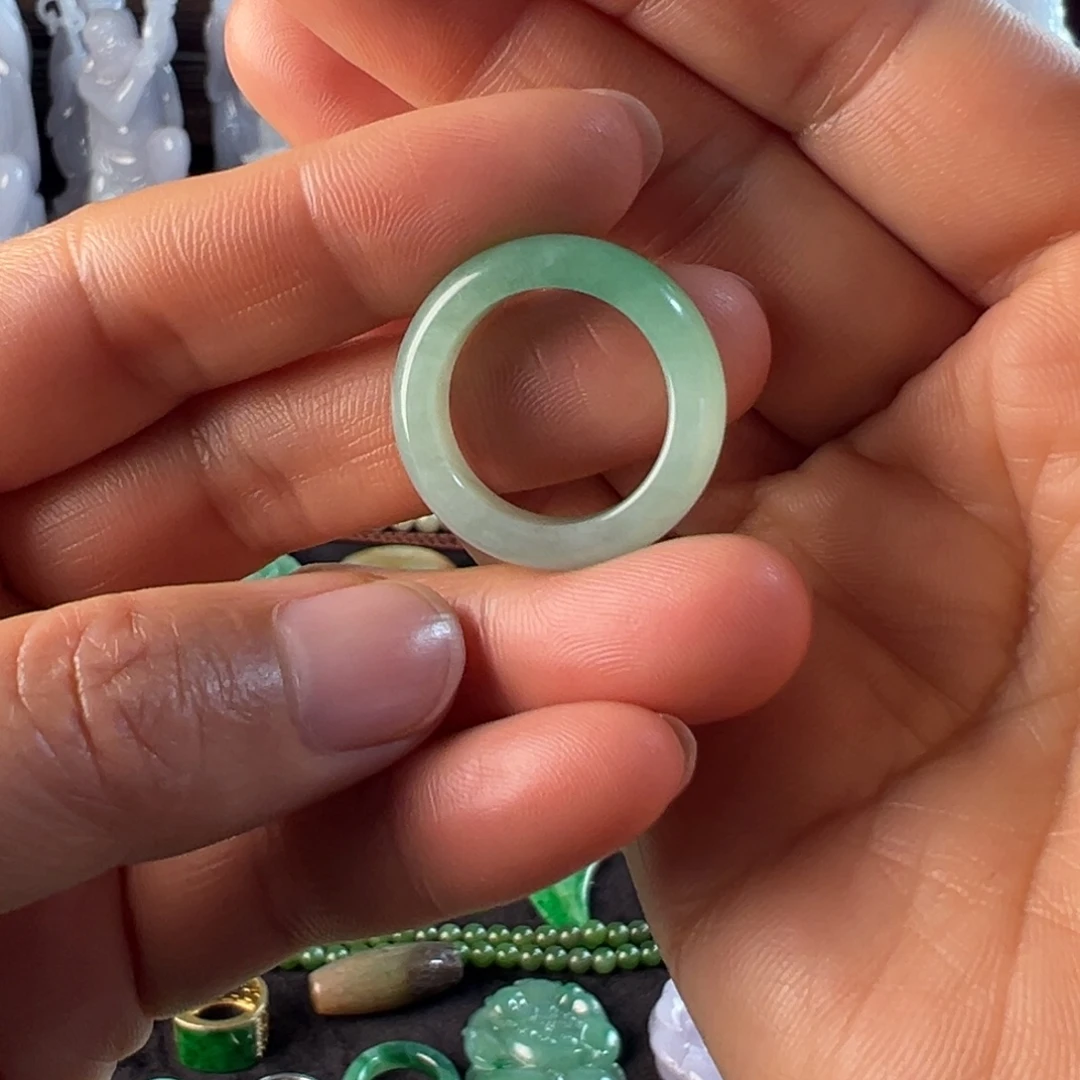 翡翠未镶嵌颈饰天然翡翠戒圈