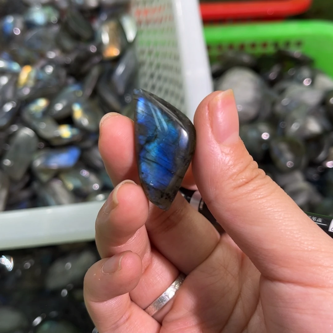 拉长石吊坠未镶嵌R****.