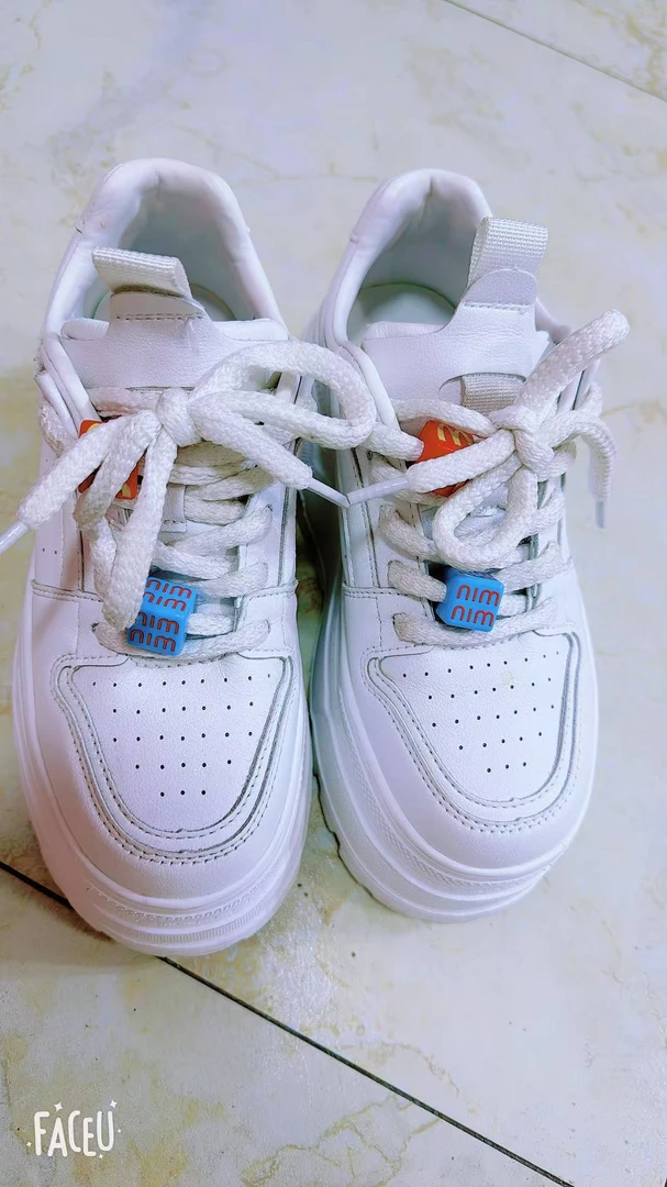 微甜服饰坊女鞋休闲鞋