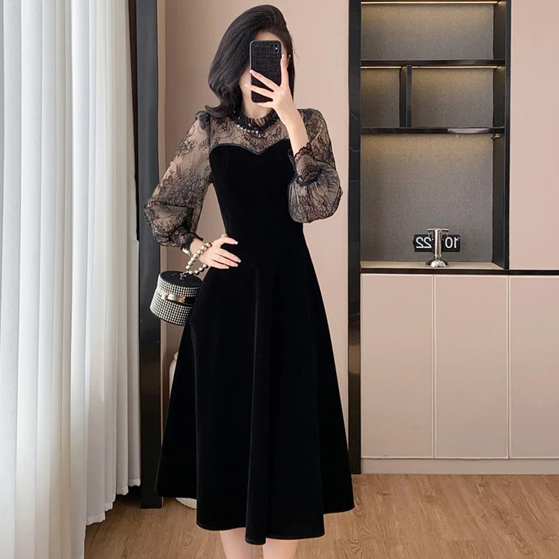 丝绒连衣裙黑色女秋冬2024新款气质法式高级感名媛穿搭大裙摆裙子