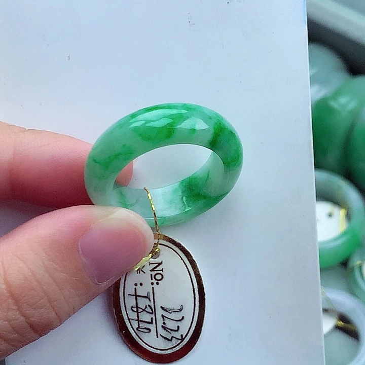 翡翠未镶嵌戒指22.23号