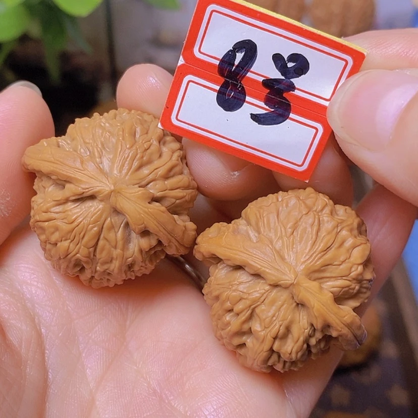 【闪购商品】文玩核桃把件小白狮子34