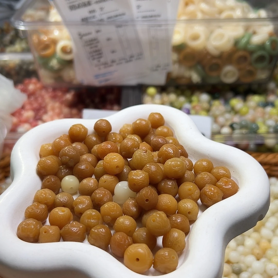白玉菩提吊坠11左右咖老虎22颗