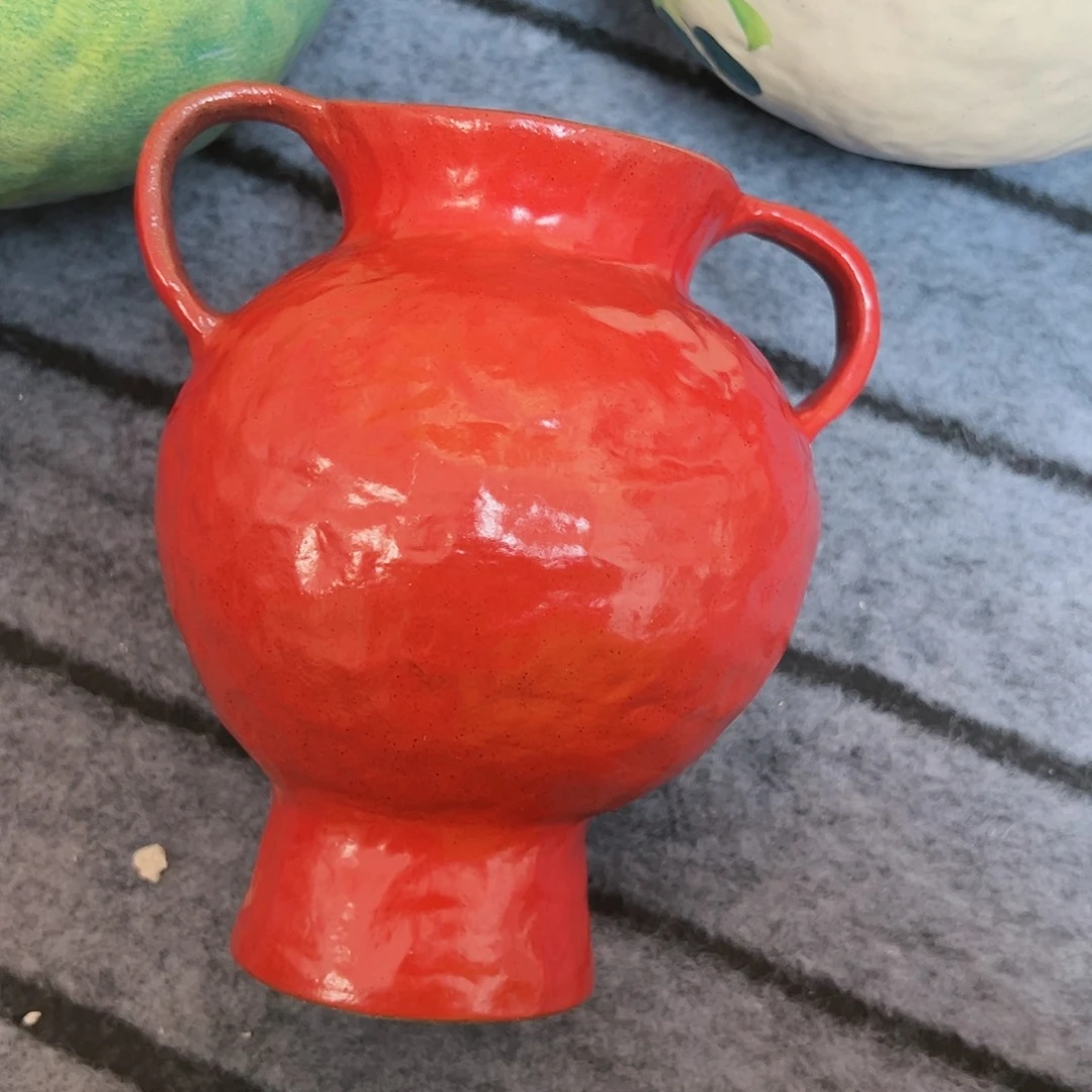 陶瓷我在开会不回你消息是不我是小