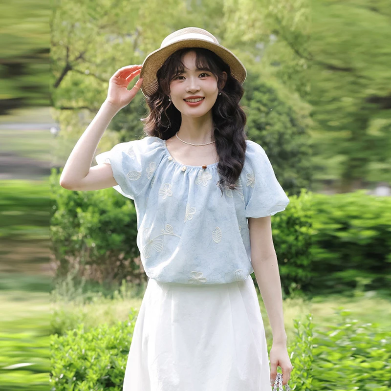 法式气质刺绣短袖衬衫女2025夏季新款设计感小众宽松显瘦上衣