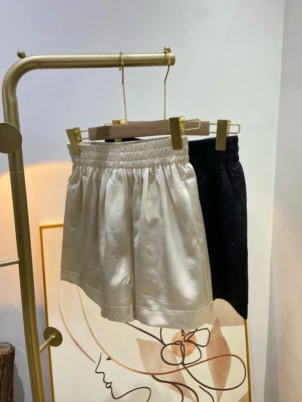 2025新款韩版时尚百搭松紧腰新中式短裤女高腰宽松显瘦阔腿提花裤