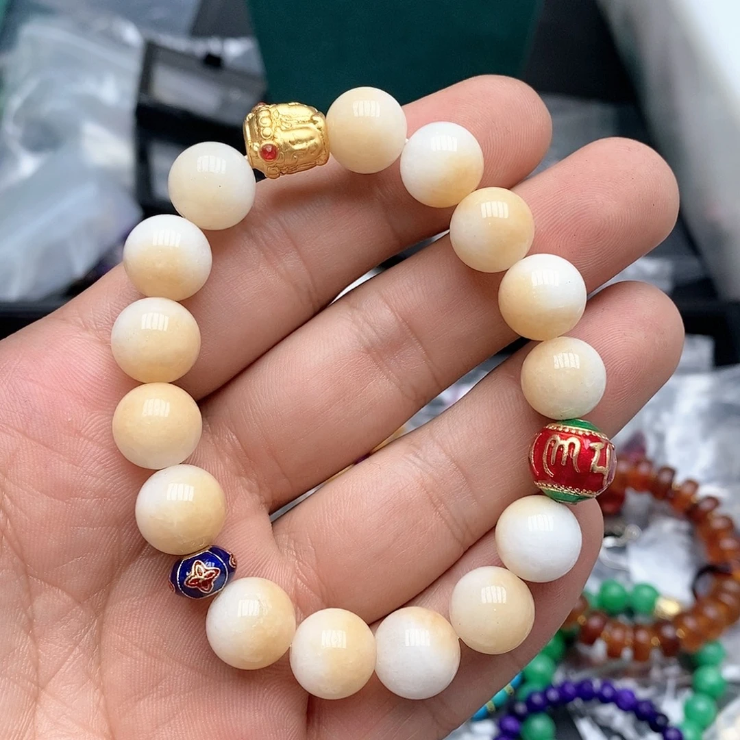 只买单纯的吊坠，没带链子，属的性质。