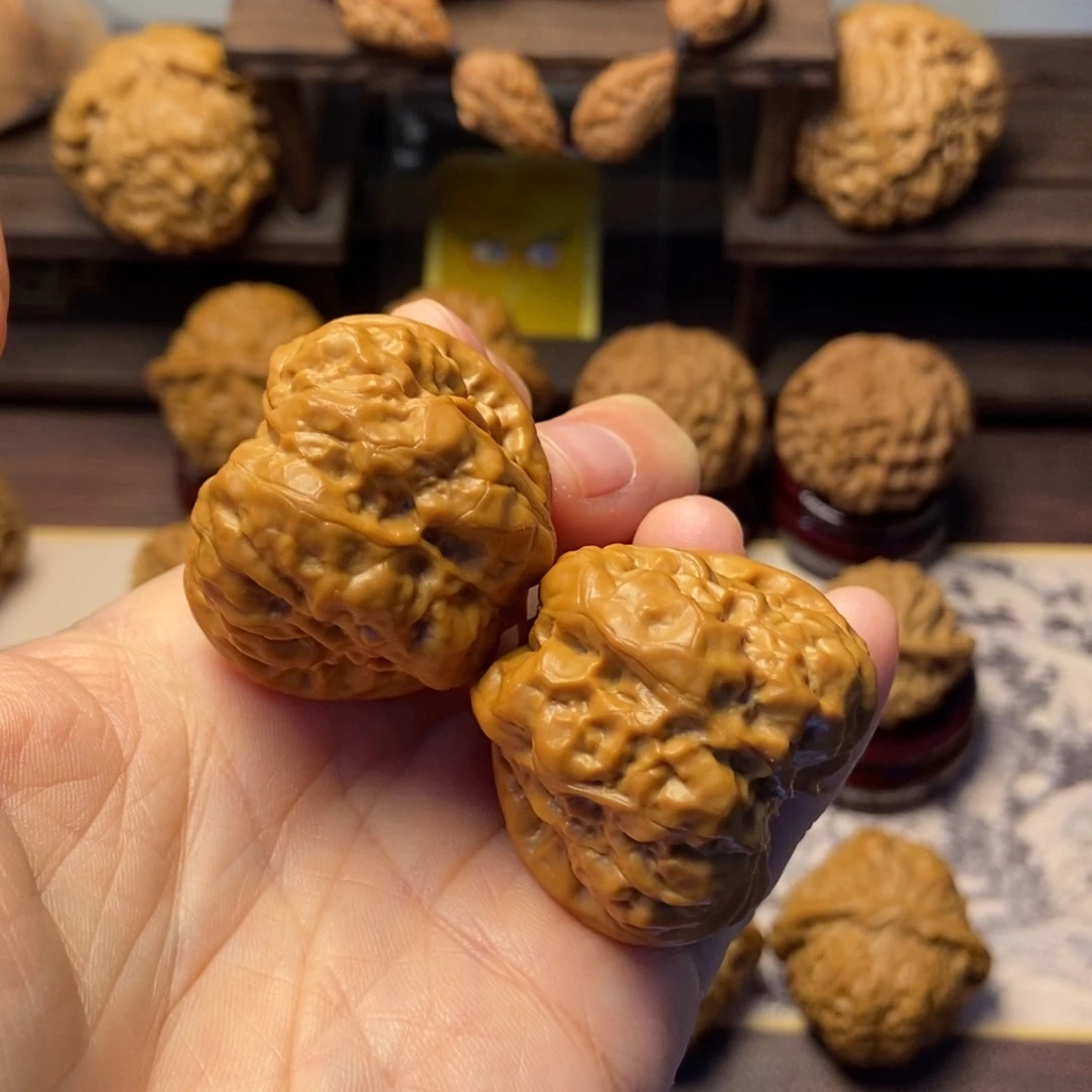 文玩核桃把件蛤蟆头42