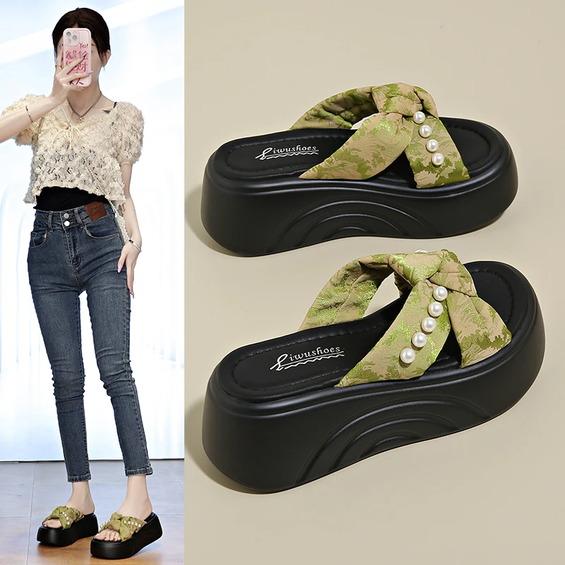 7cm厚底凉拖鞋女夏季外穿2025年新款时尚百搭洋气小个子增高拖鞋