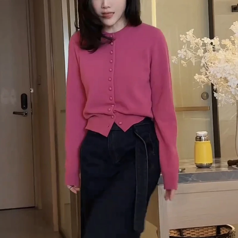 早秋穿搭薄款针织开衫外套女2025新款春秋外穿针织衫短款长袖上衣