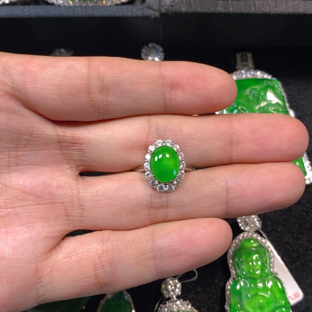 颈饰银S925镶嵌翡翠蛋面戒指