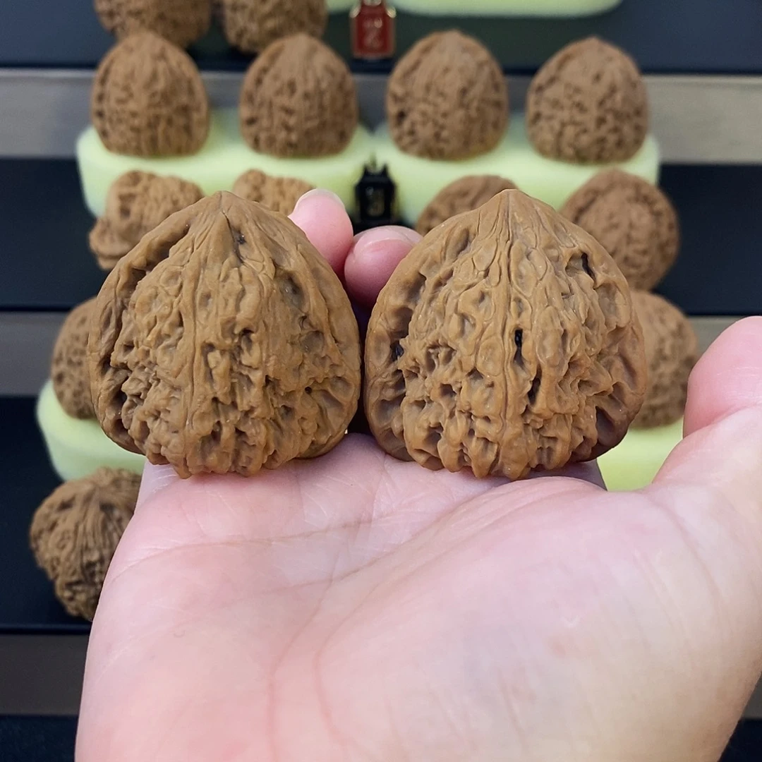 文玩核桃吊坠43南将天残