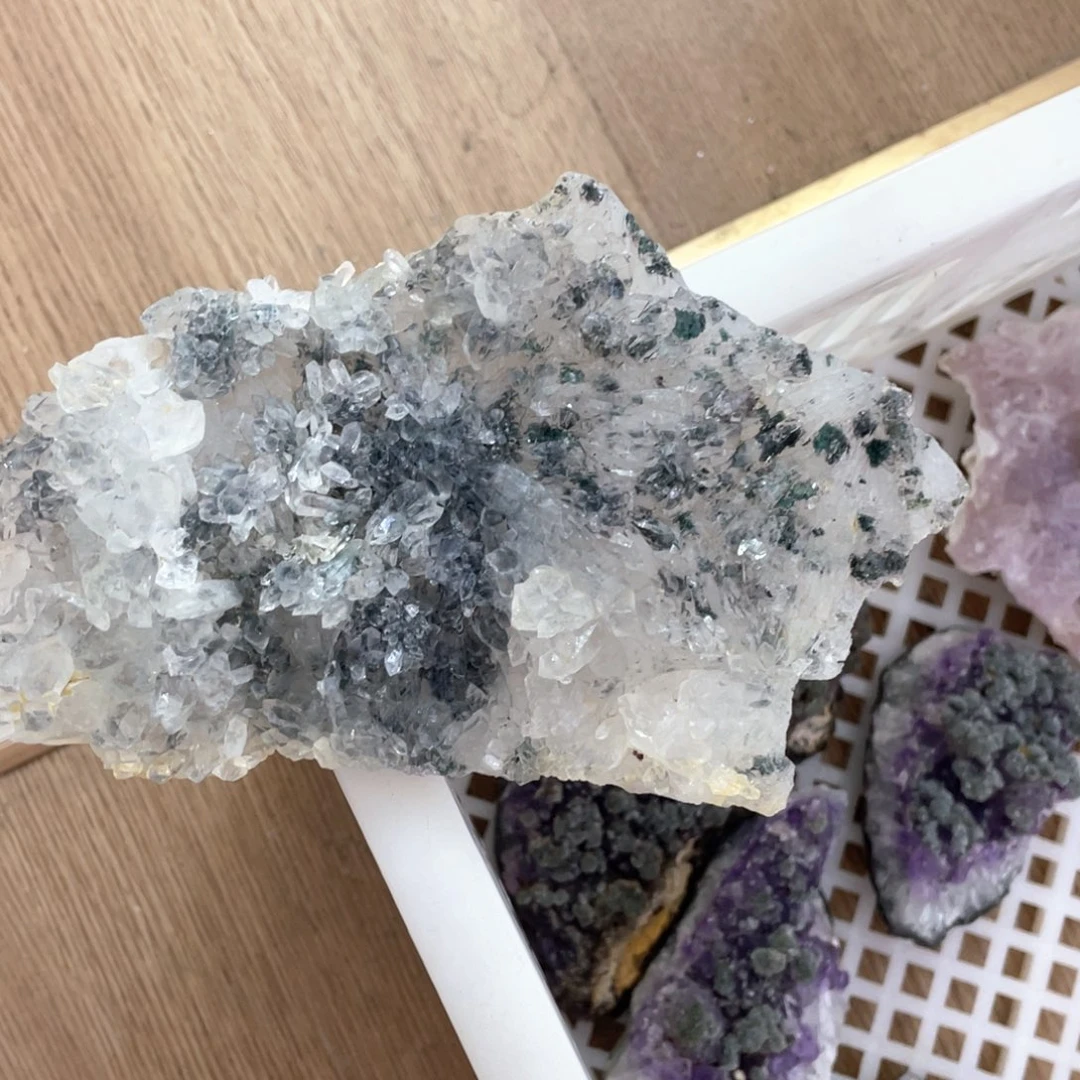紫晶未镶嵌珠宝半成品捡漏