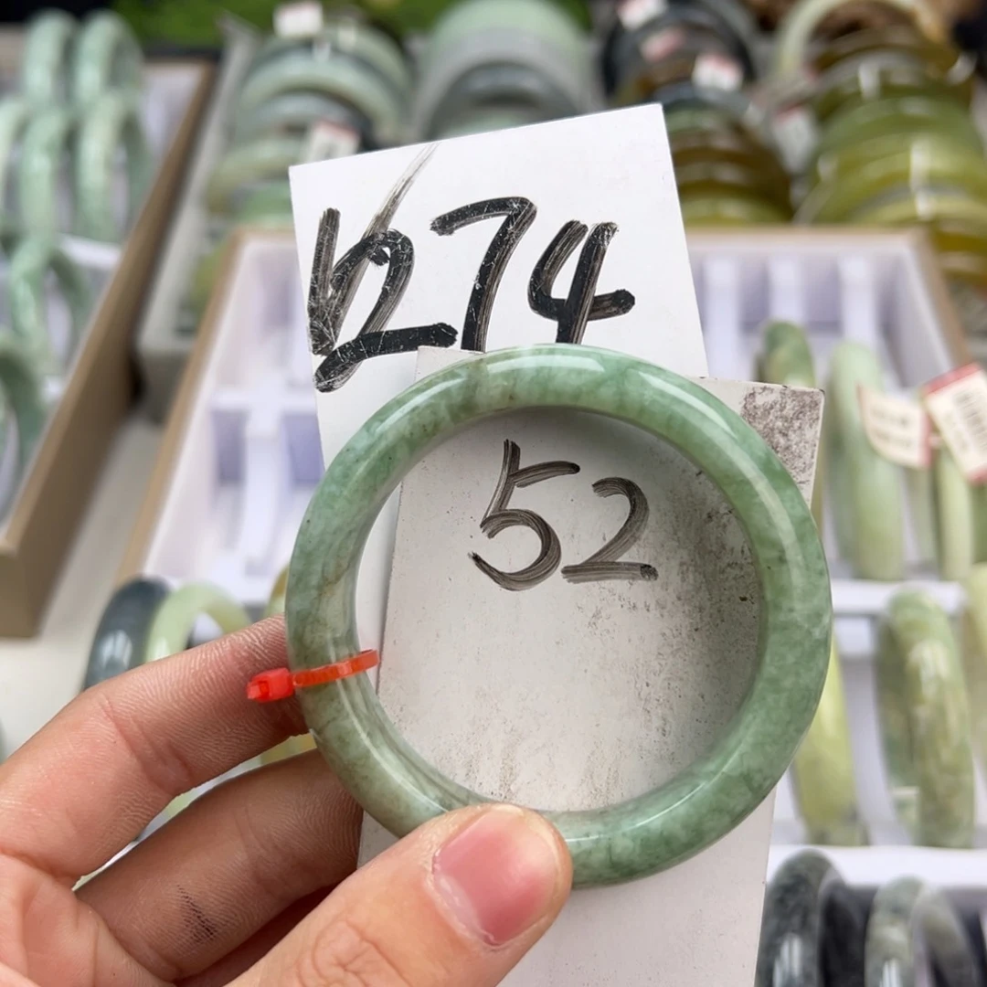 岫玉手镯未镶嵌天然岫玉