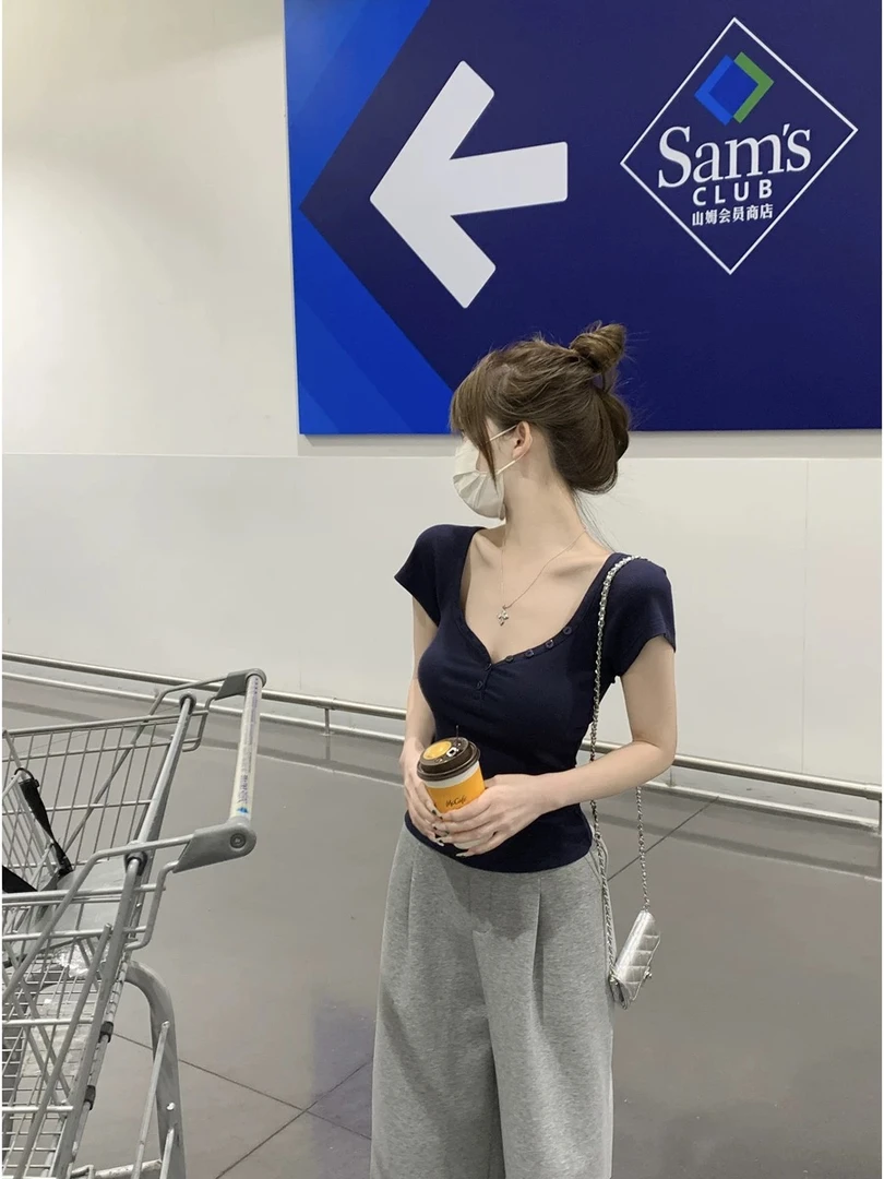 美式辣妹纯欲低领纽扣桃心v领修身收腰短袖t恤女夏季小个子上衣