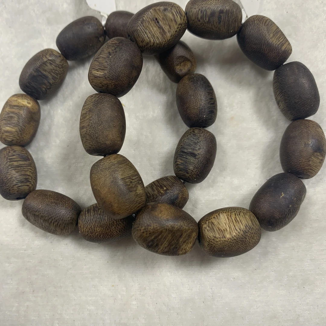 【中国好沉香】海南老白棋15克九九沉留疤单圈多样性发一条