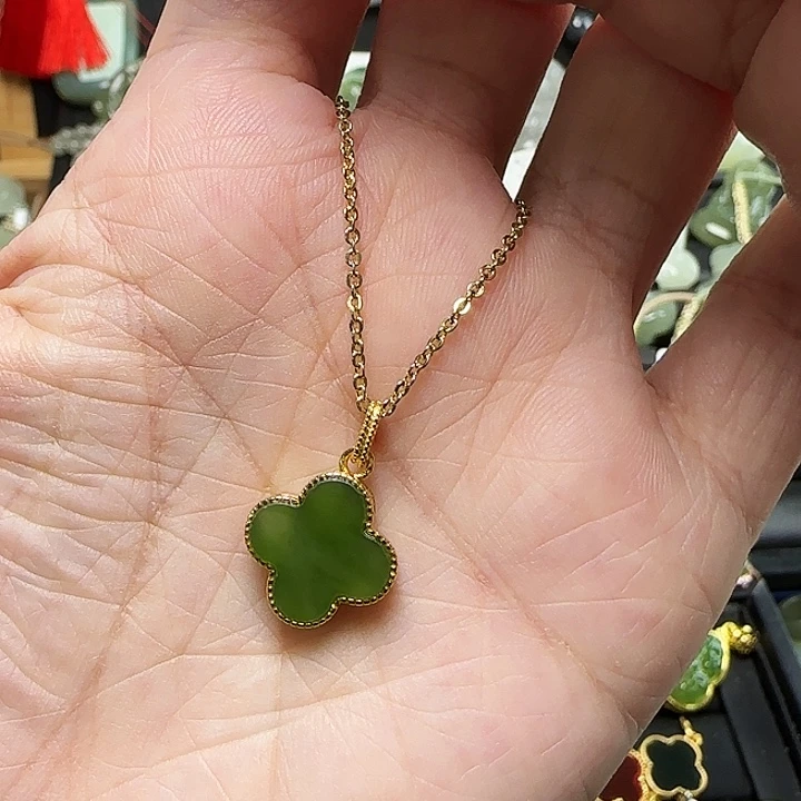 吊坠(赠链)银S925镶嵌和田玉