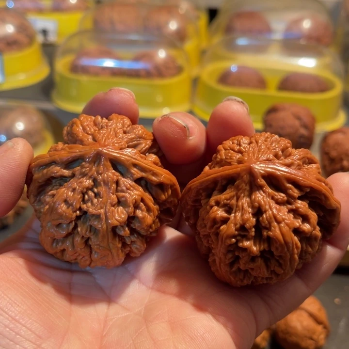 文玩核桃把件大粗筋48