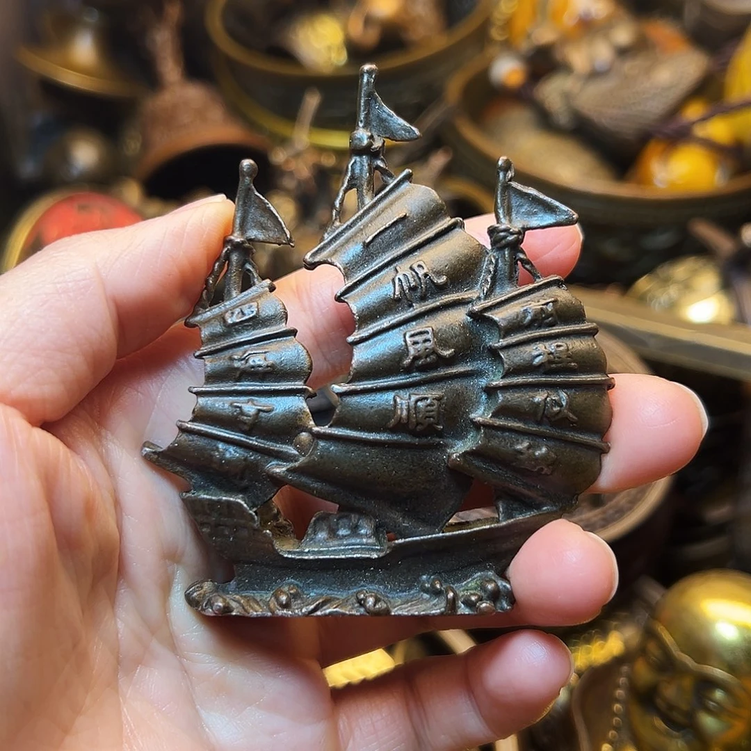 精美铜器工艺品等