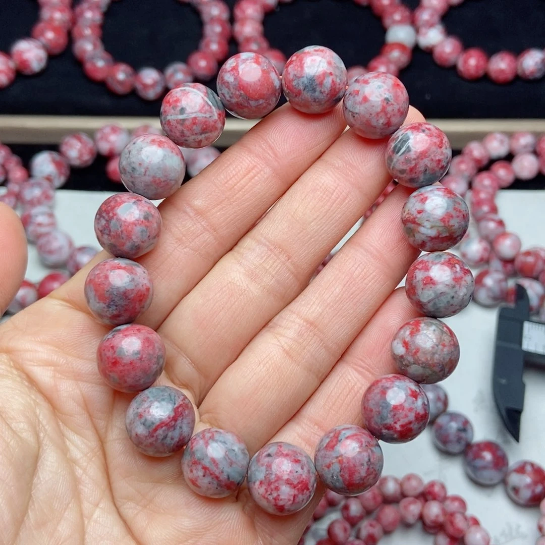 天然辰砂朱砂原石卡12.6