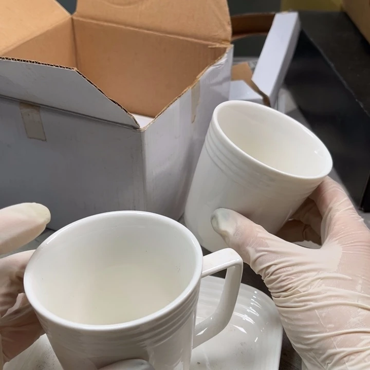 瓷片好好哈哈哈哈哈哈哈